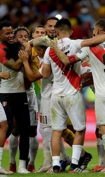 ​VIDEO Copa America: Peru s-a calificat în semifinale, după 5-4 la lovituri de departajare / Uruguay a avut trei goluri anulate de VAR