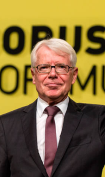 ​Sport Report: Anglia și Germania vor bloca Superliga Europei de 32 de echipe în opt grupe