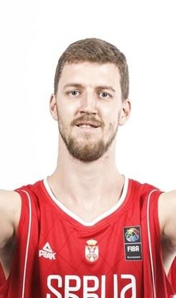 Sârbul Ognjen Kuzmic, campion în NBA şi câştigător al Euroligii, în comă după un accident rutier