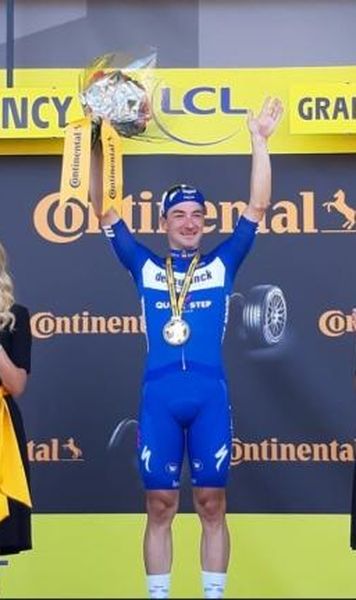 ​Turul Franței: Elia Viviani (Deceunick - Quick Step) a câștigat etapa a patra / Julian Alaphilippe păstrează tricoul galben