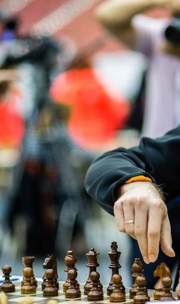 Turneul Candidaților: Cine vrea neapărat oprirea competiției din cauza coronavirusului și care este situația după 5 runde