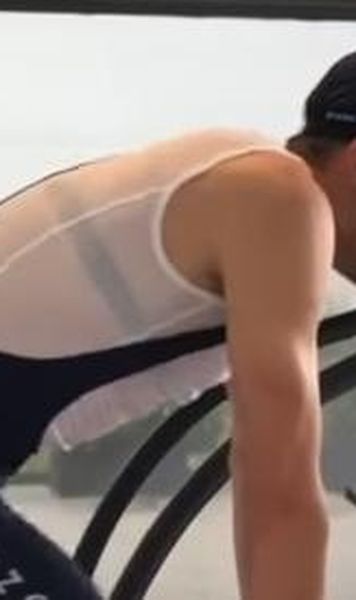 VIDEO Coronavirus: A încheiat un triatlon în izolare și a donat cei 200.000 de euro strânși