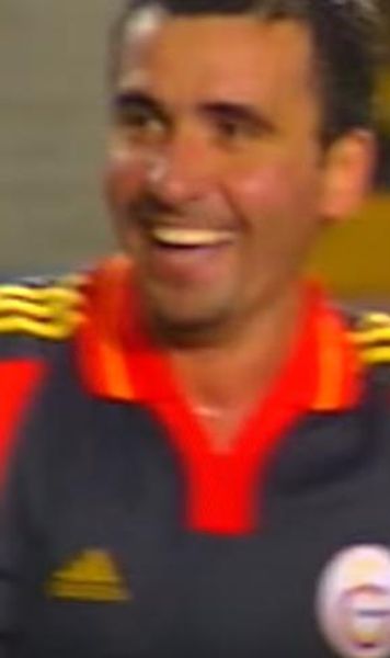 VIDEO Un gol de generic al lui Gică Hagi, inclus de France Football pe lista celor mai frumoase din Champions League