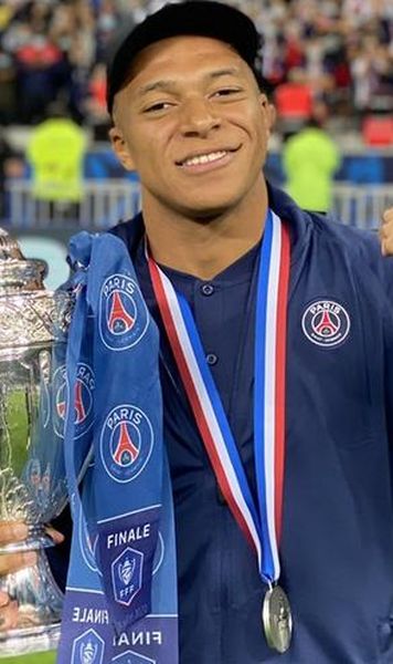VIDEO PSG a câștigat Cupa Franței - Emmanuel Macron a fost la meci, accidentare serioasă pentru Kylian Mbappe