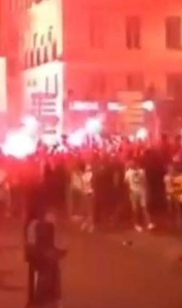 ​VIDEO Tristețe și frustrare pe străzile Parisului vs Bucurie de nedescris la Marsilia