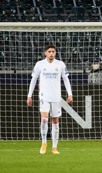 VIDEO Real Madrid smulge o remiză în prelungiri (2-2 cu Mönchengladbach) / Galacticii, ultimii în Grupa B