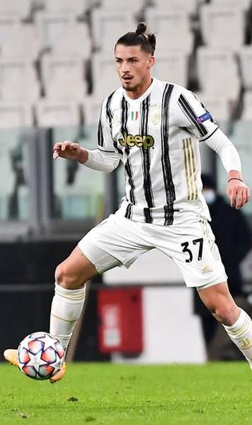 "Înalt, solid şi talentat" - Radu Drăgușin, inclus de UEFA pe lista celor 50 de jucători de urmărit în acest an