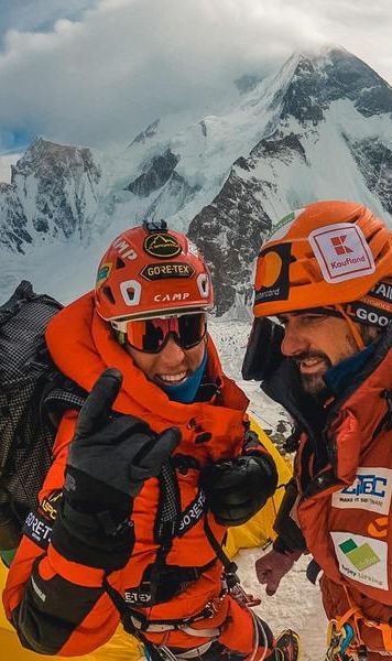 FOTO Alpinistul Alex Găvan, mesaj emoționant de pe K2