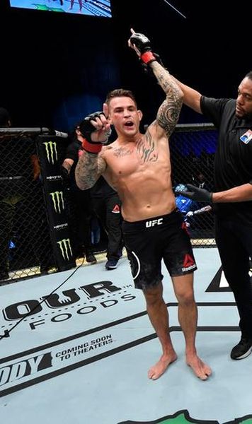 VIDEO Cum a apărut Conor McGregor  la conferința de presă după ce a fost făcut KO: "Nu am mai pățit așa ceva"