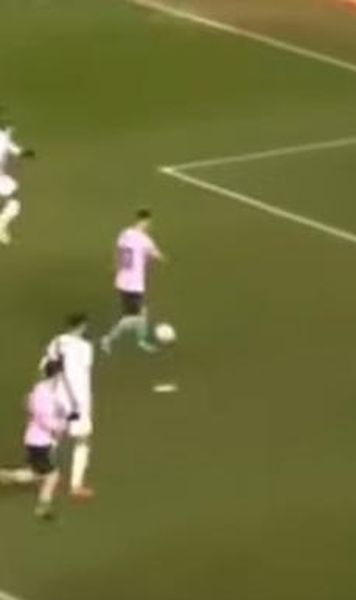 VIDEO A driblat tot ce i-a ieșit în cale - Lionel Messi și ratarea anului pentru argentinian