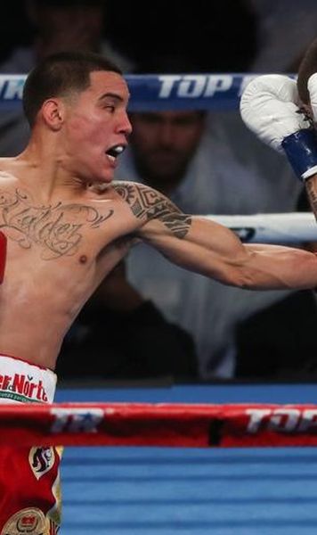 VIDEO Oscar Valdez, victorie spectaculoasă prin KO - A devenit campion mondial la super-pană (WBC)