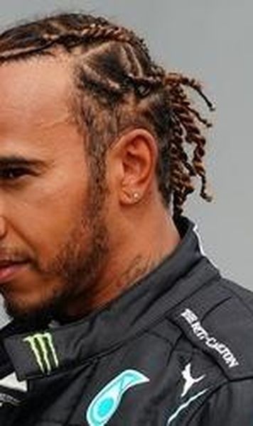 Formula 1: Lewis Hamilton, victorie spectaculoasă la Silverstone / Britanicul, penalizat cu zece secunde după ce l-a scos din cursă pe Max Verstappen