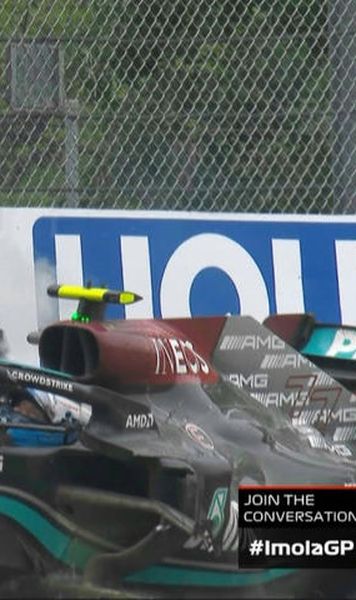 DigiSport: Accident violent în F1! Russell și Bottas s-au ciocnit la peste 300 km/h, iar britanicul i-a tras o palmă pe circuit