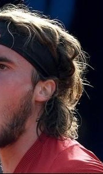 VIDEO Imaginile începutului de sezon - Mingi de meci ratate, execuții de mare clasă, încleștare teribilă de aproape patru ore: Nadal vs Tsitsipas