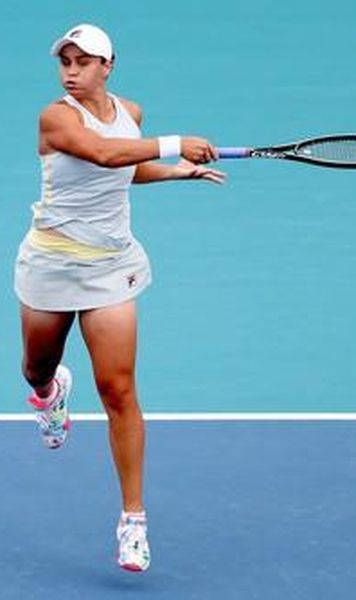 WTA: Ashleigh Barty, campioană la Miami pentru a doua oară consecutiv  - Bianca Andreescu, abandon la 6-3, 4-0