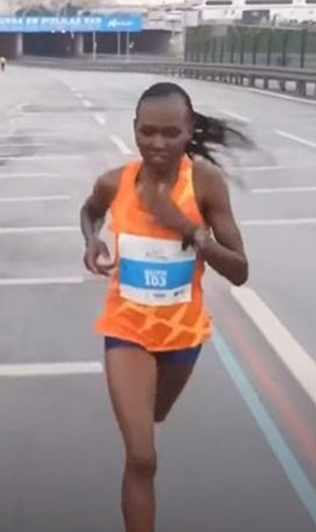 Kenyanca Ruth Chepngetich a doborât recordul mondial în proba de semimaraton