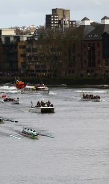 Premiera înregistrată în 166 de ani la celebra cursă de canotaj Oxford - Cambridge