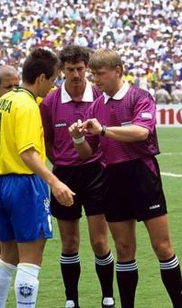 Fostul mare arbitru ungur Sandor Puhl a murit la 65 de ani