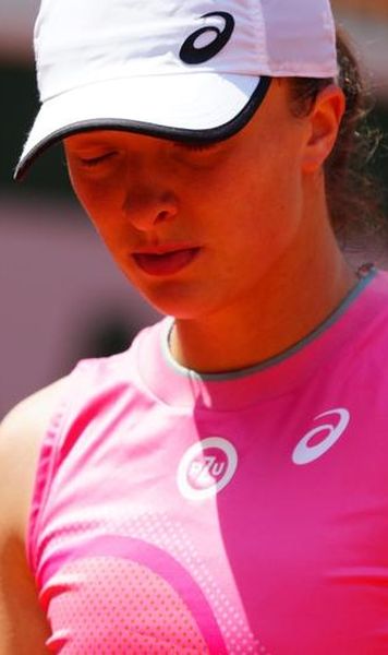 Turneul surprizelor: Iga Swiatek, campioana en-titre, eliminată în sferturile de la Roland Garros de Maria Sakkari