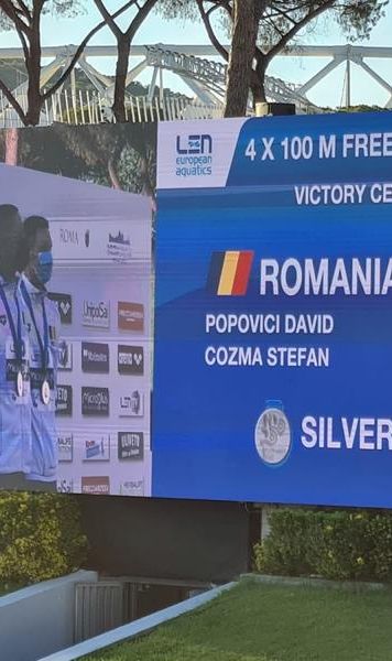 ​CE Înot (juniori): Argint pentru ștafeta de 4x100 m liber masculin a României - David Popovici, record mondial