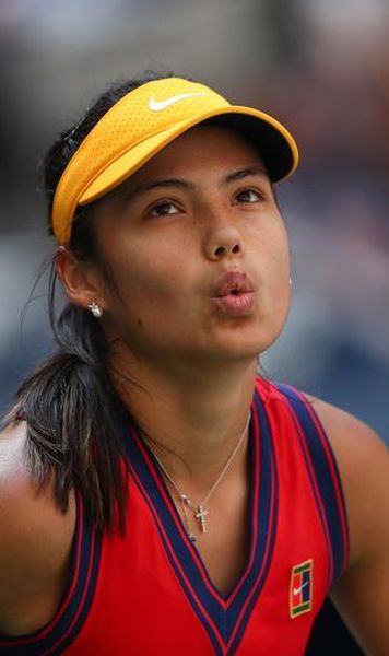Imaginile postate de Emma Răducanu la finalul unui sezon de poveste în care a câștigat US Open