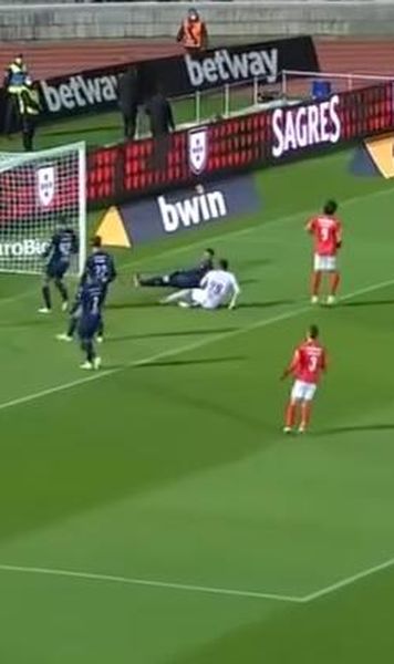 VIDEO Meci fără precedent în Portugalia: Decimată de Covid-19, Belenenses a terminat meciul cu Benfica în doar șase jucători