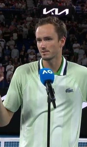 VIDEO Daniil Medvedev, conflict cu spectatorii după ce a fost huiduit la Australian Open: "Dacă respectaţi pe cineva, respectaţi-l pe Jim Courier"