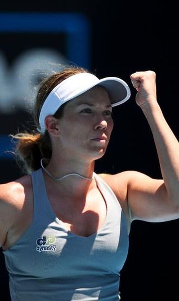 Danielle Collins, încă o surpriză - Calificare în finală la Australian Open după ce a trecut categoric de Iga Swiatek