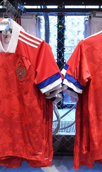 Adidas a rupt contractul cu Federația Rusă de Fotbal