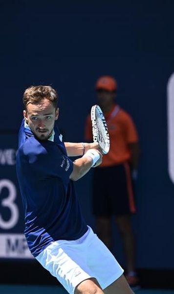 VIDEO ​Miami Masters: Daniil Medvedev, în turul trei după ce l-a învins pe Andy Murray - Rusul poate redeveni lider mondial