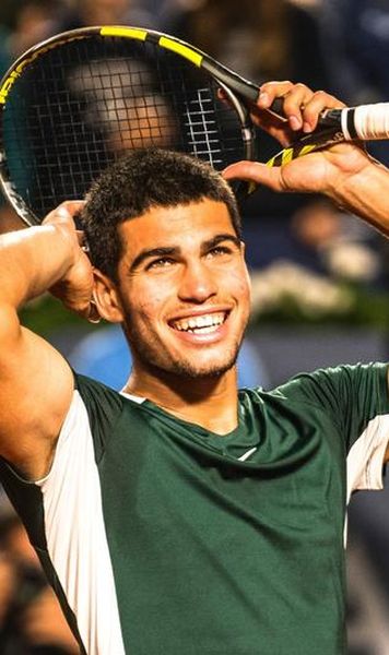 VIDEO Carlos Alcaraz, victorie spectaculoasă cu Stefanos Tsitsipas - Ibericul, în semifinale la ATP Barcelona