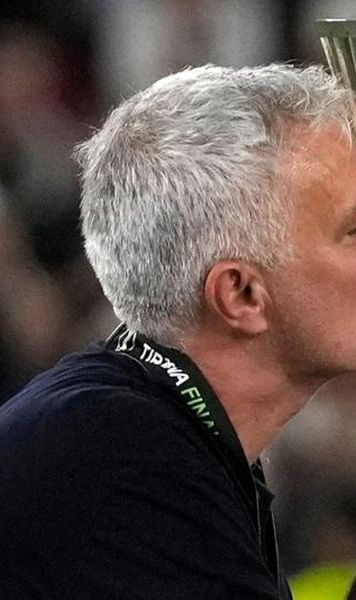 Jose Mourinho, în lacrimi după ce a câștigat Conference League cu AS Roma: „Am scris istorie”