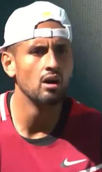 VIDEO Nick Kyrgios, încă un scandal marcă înregistrată / Australianul l-a învins pe Stefanos Tsitsipas la ATP Halle