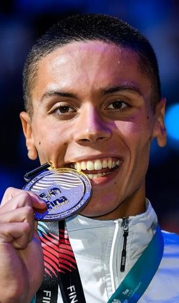 Mesajul președintelui Klaus Iohannis după ce David Popovici a cucerit aurul la CM Natație