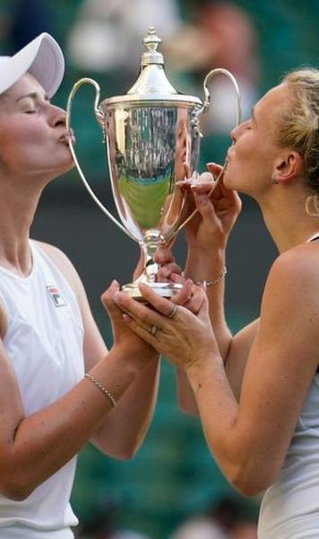 Wimbledon 2022: Barbora Krejcikova și Katerina Siniakova, campioane la dublu feminin