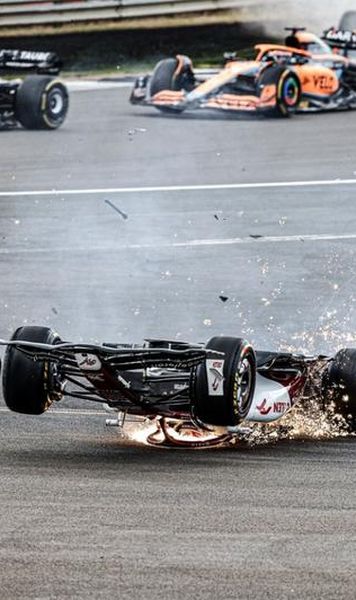 FOTO VIDEO Zhou Guanyu, accident grav la Silverstone - Monopostul său s-a răsturnat și s-a oprit în gardul care proteja spectatorii