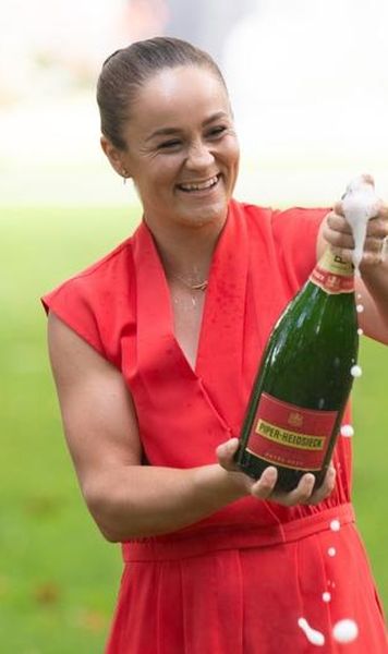 FOTO Ashleigh Barty s-a măritat - Fosta lideră WTA a postat o imagine de la nuntă