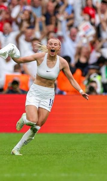 Anglia a câștigat titlul european la fotbal feminin, după ce a învins Germania în prelungiri