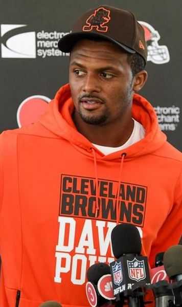 Acuzat de agresiuni sexuale, un jucător important de fotbal american a fost amendat cu 5 milioane de dolari