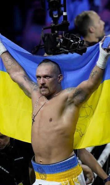 Volodimir Zelenski și Vitali Klitschko, mesaje puternice după victoria lui Oleksandr Usyk: „Vom câştiga şi împotriva barbarilor ruşi”