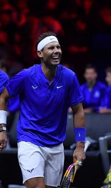Marea rivalitate Roger Federer - Rafael Nadal, într-o singură fotografie