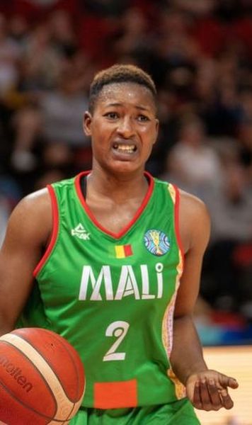 VIDEO Scene incredibile la CM Baschet Feminin - Două jucătoare s-au luat la bătaie după ce echipa lor a pierdut