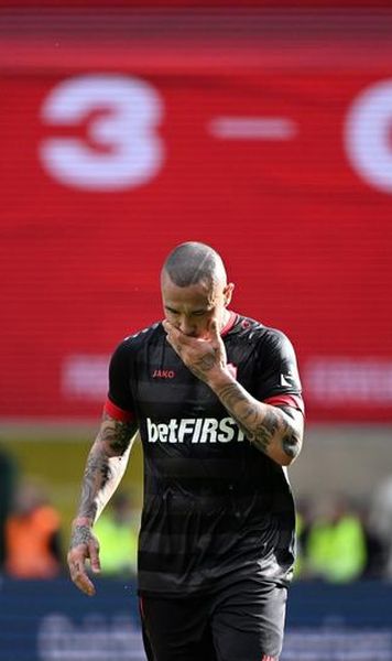 Fost jucător la AS Roma și Inter Milano, exclus din lot pentru că a fumat pe banca de rezerve