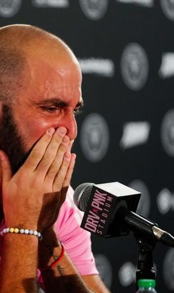 VIDEO Gonzalo Higuain și-a anunțat retragerea din fotbal cu lacrimi în ochi