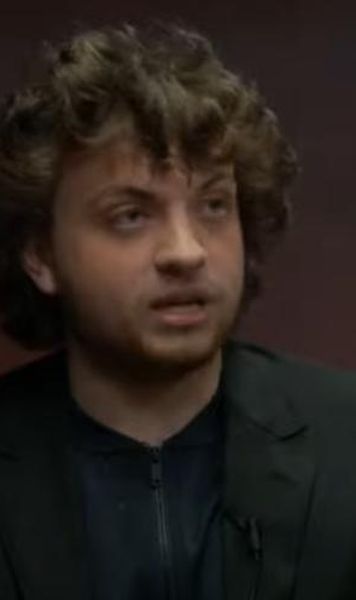 Șah: Marele maestru Hans Niemann a trișat la cel puțin o sută de meciuri online - Raport