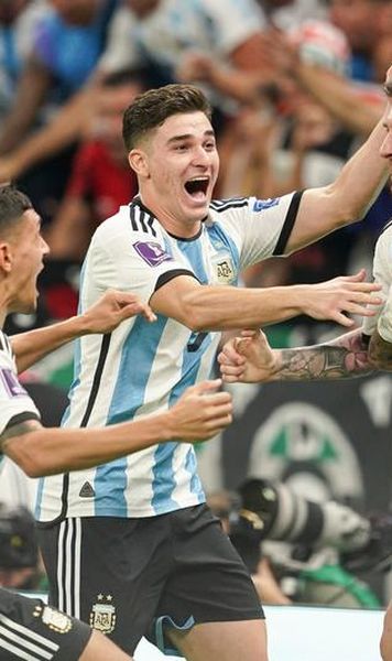 VIDEO Imagini din vestiarul Argentinei după victoria care îi menține pe Messi și compania la CM 2022 din Qatar