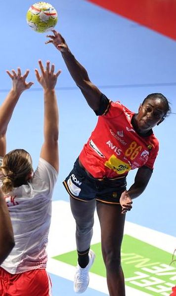 Surpriza zilei la CE Handbal Feminin - Vicecampioana mondială din 2019, aproape de eliminare