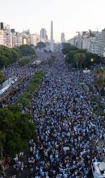 VIDEO Imagini unice - Cum a trăit Buenos Aires penaltiul care a făcut Argentina campioană a lumii