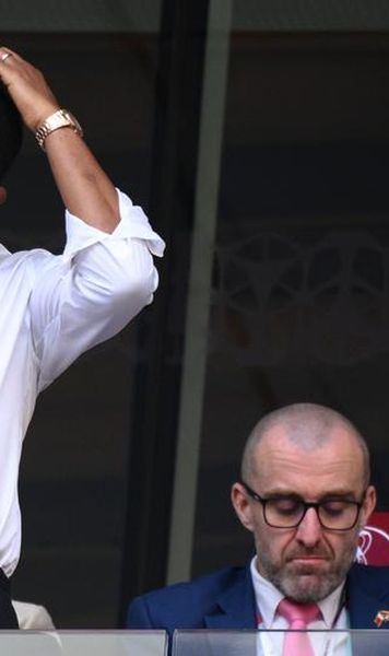 VIDEO Fost mare atacant al Barcelonei, gest violent asupra unui fan la CM 2022