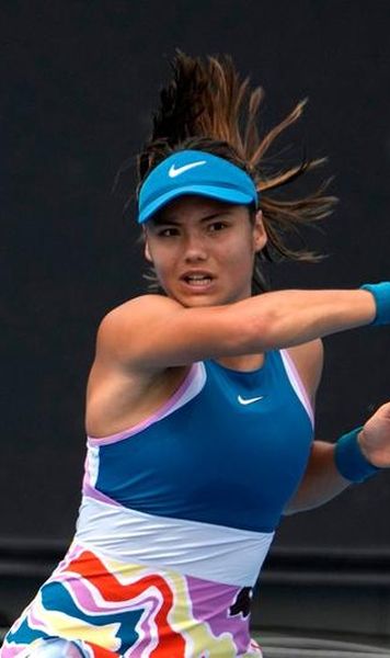 VIDEO Bianca Andreescu și Emma Răducanu au debutat cu dreptul la Australian Open 2023